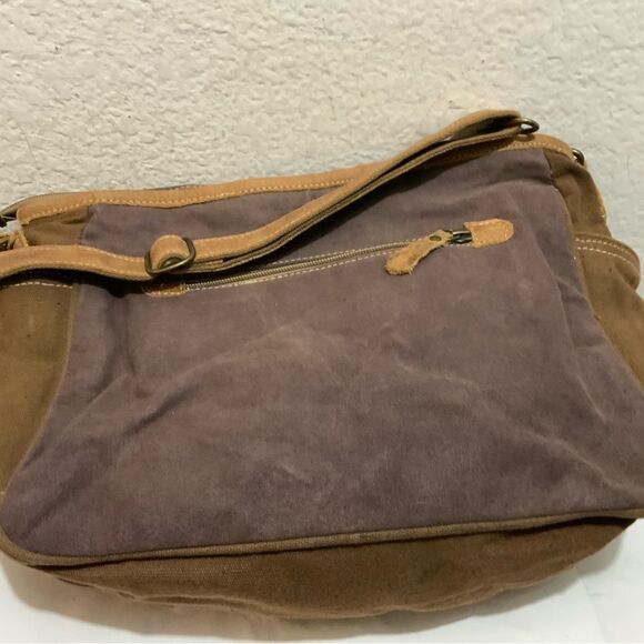 Myra Bag Handmade two tone Messenger Bag Upcycled Canvas & Cowhide Leather - Picture 7 of 15
